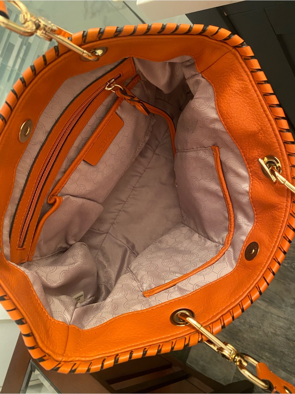 Barely used MK bag - Picture 7 of 13